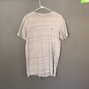 American Eagle short sleeve shirt